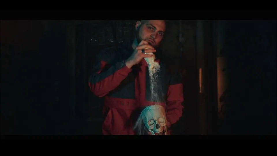 Videostill: Stevie Valentine – Lullaby